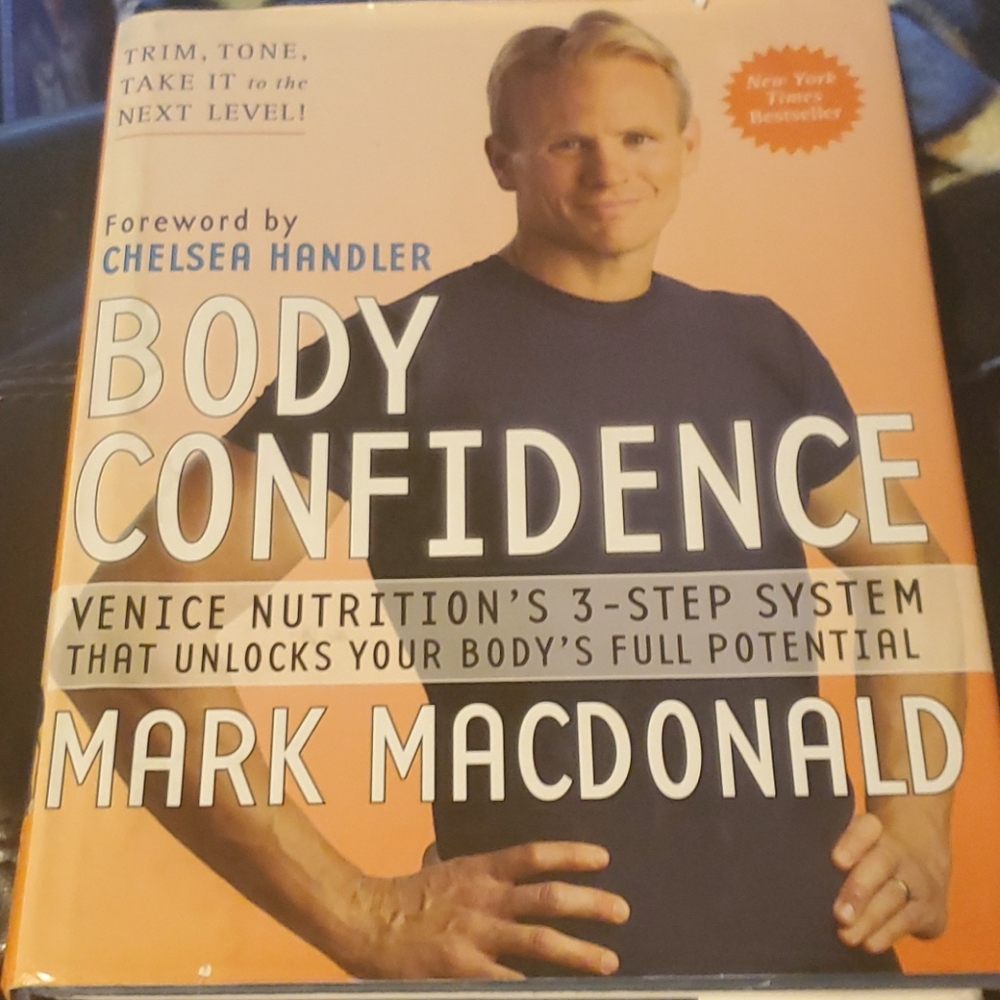 🔴Body confidence large hardcover by Mark MacDonald